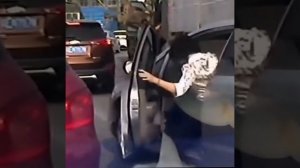 1000063204.mp4
