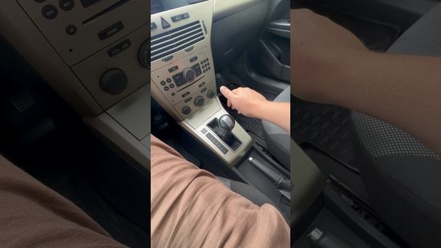 Астра h . 1.8 мотор , полноценный автомат , очень живая машина!!!