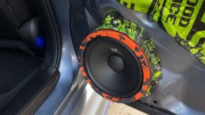 DL Audio Gryphon Pro Midbass 165 на тыл в Subaru levorg