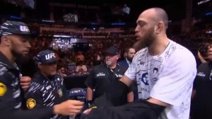 Бразильский боец UFC Вальтер Уокер вышел на бой в США под русскую песню «Матушка» 😀