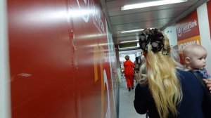 Прилетела в Бишкек в Кыргызстан в Манас в аэропорт.