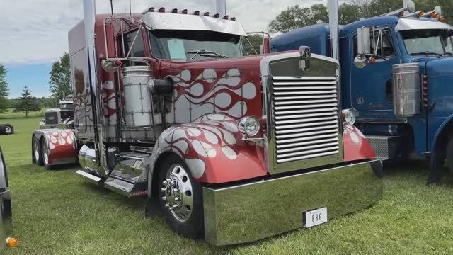 Kenworth W900 2003