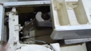 Течет бункер стиральной машины