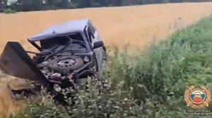 Два человека погибли в ДТП на трассе в Октябрьском районе. Погибшим было 45 и 59 лет.