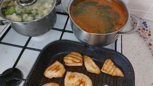 Приготовила еды, собираюсь на работу