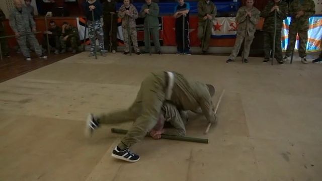 Система Кадочникова - Кувырок назад через препятствие смотреть онлайн