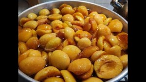 Абрикосовое варенье (армянские абрикосы)