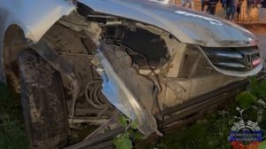 Врезался в топлу пешеходов