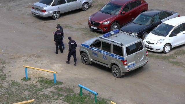 Купил цветы и не дошел до любимой  г.Курган.  Видеооператор . Видеосъемка в Кургане.