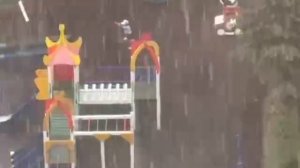 🌧️Ливень добрался и до Москвы🌧️