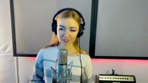 «Космос не молчит» автор слов и музыки Инна Марухленко, исп. Дины Велес, кавер Александра Уманчука.