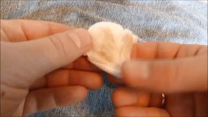 Как отстирать шоколад с одежды