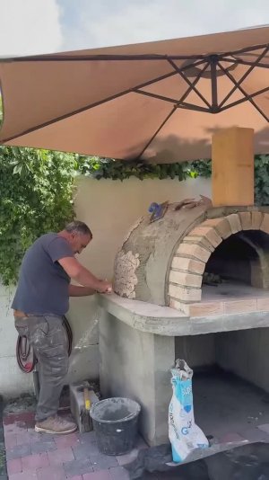 Укладываю мозаику на помпейскую печь
