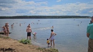 На пляже Завьяловского соленого озера