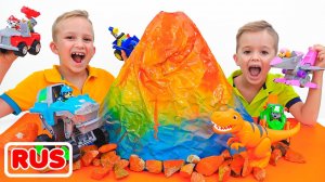 Влад и Ники спасают динозавров с фирменными игрушками! Видео для детей.