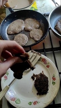 Мама напалила уже каких то огрызков с утра #мама#дочь#мамаидочь#лерахаас