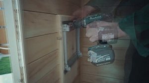 Сборка угловой двухместной финской сауны компании «Дары Кедра»