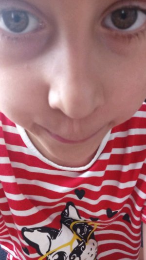 на 70 зрителей крашу волосы