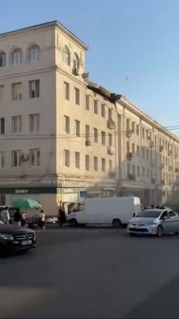В Тбилиси произошло частичное обрушение пятиэтажки. 🫢
