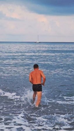 **🌅⏰🌊**  
Подъем в 4:30 → море в 5:00! Присоединяйся: https://t.me/prozakalku