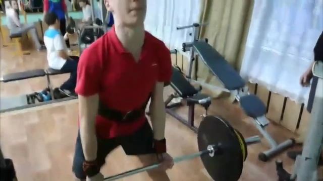 Становая тяга 121кг(друг по штанге)