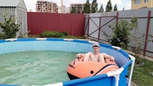 Море в саду Артема