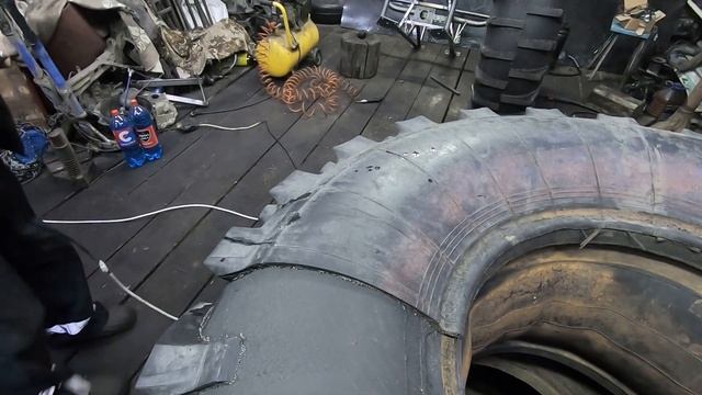 Обдирка шины Ф-118а. Начало. смотреть онлайн
