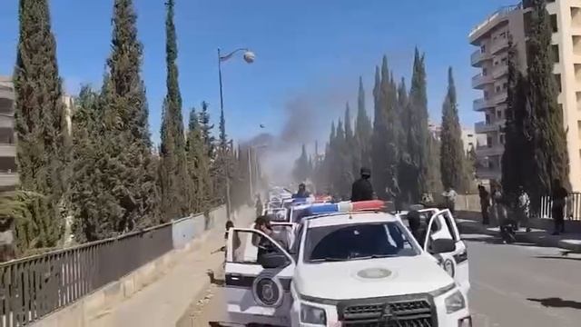 Армия обооны Израиля (ЦАХАЛ) атаковала боевые бронированные машины сирийской армии.