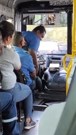 Ждут, когда он еще баранку оторвет и скажет все, приехали.