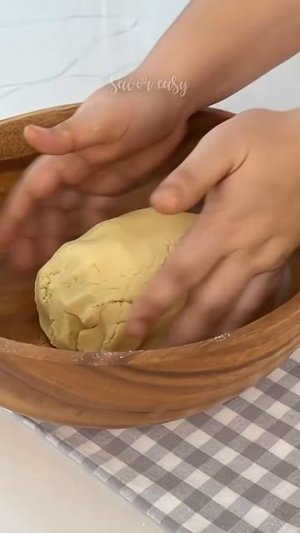 Shortbread Cookie Walkers Style #cookies #shortbread #homemade #savoreasy #food #shorts #shortvideo