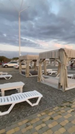 Вечерами с сыном ездим на море в Широкую балку, рядом с Новороссийском