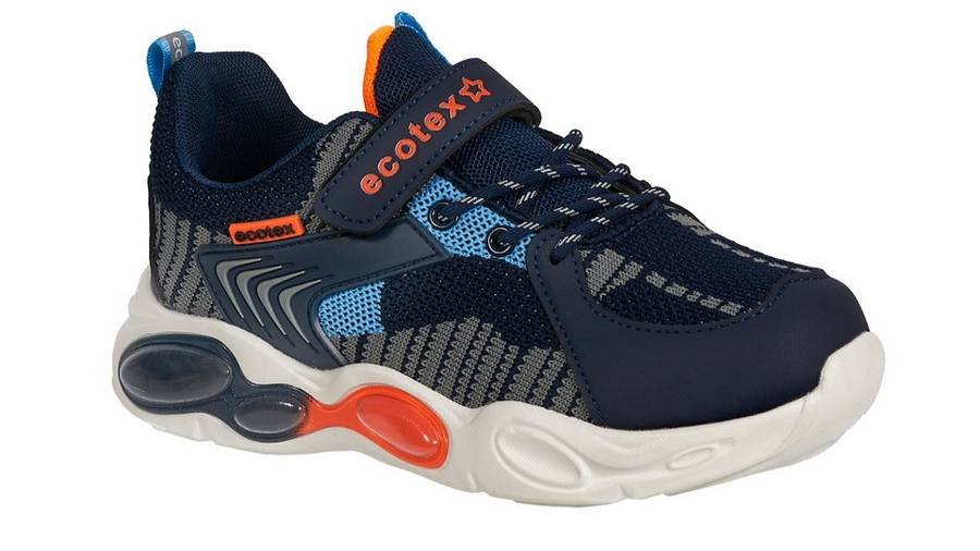 Кроссовки спортивные