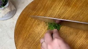 Беру БАНКУ ГОРОШКА и готовлю гениальный салат! Вкусный рецепт из простых продуктов!
