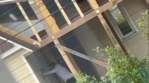 ‼️В Новой Москве мужчина разбил окно и забрался в дом своей бывшей девушки‼️