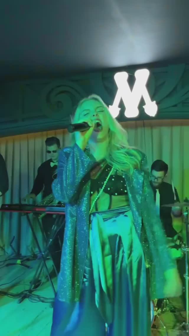 КАВЕР-ГРУППА | В ГЛАВНЫХ РОЛЯХ смотреть онлайн