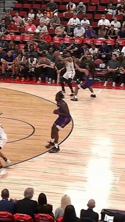 HOW DID CARTER MAKE THIS AT THE BUZZER??