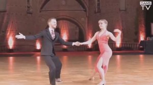 Песня Вы искали меня меня! Танцы