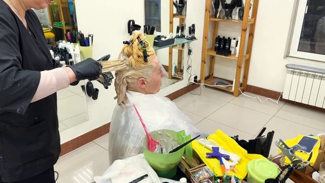 Обеспечение волос в пепельный блонд, без рыжины смотреть онлайн