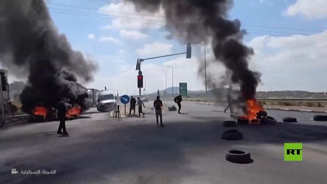 الدروز في الجليل يحرقون الإطارات احتجاجا على الاشتباكات