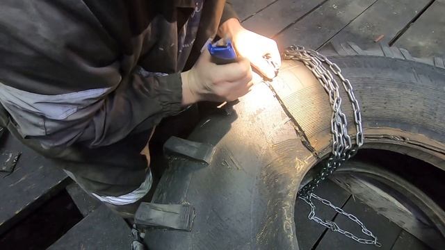 Первый раз делаю ободрыш. Пробная попытка на колесе ОИ-25 смотреть онлайн