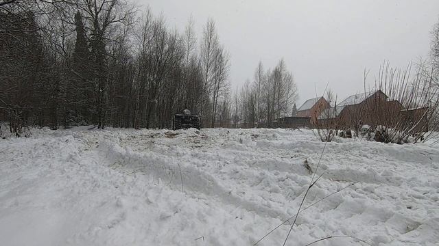 Взъерошил снег и полянку на самодельном квадроцикле смотреть онлайн
