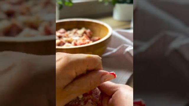 🥔 Мясные шарики в картофельном пюре
#обеды #ужины #горячее
