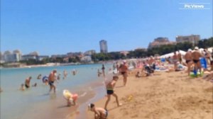 Геленджик Центральный пляж сегодня 15 июля 2025. Море и погода в Геленджике сейчас. Обстановка