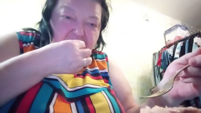 15-07-2025 перекус. сопли текут чехаю