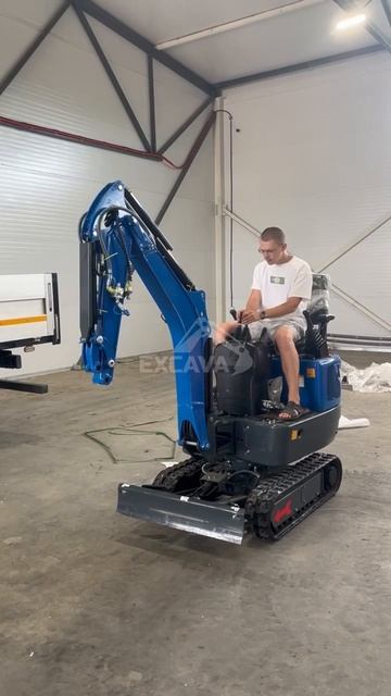 Риппа R10 поехала в Смоленск. К нашему клиенту. Мини-экскаваторы в наличии и под заказ #rippa смотреть онлайн