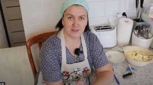 Тетя Мотя теперь лечит и мужа и сына