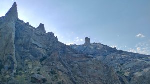 Карадаг с моря: морская прогулка вдоль древнего крымского вулкана