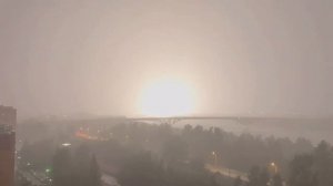 молния ударила в подстанцию вызвав тем самым мощный взрыв