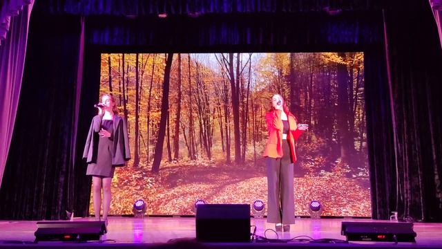 Сметские Арина и Софья Помнишь Modern Tolking 19 10 2022 Осенний