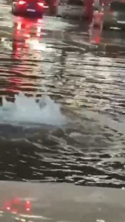 💦Затопило даже парковку в ТЦ Весна💦